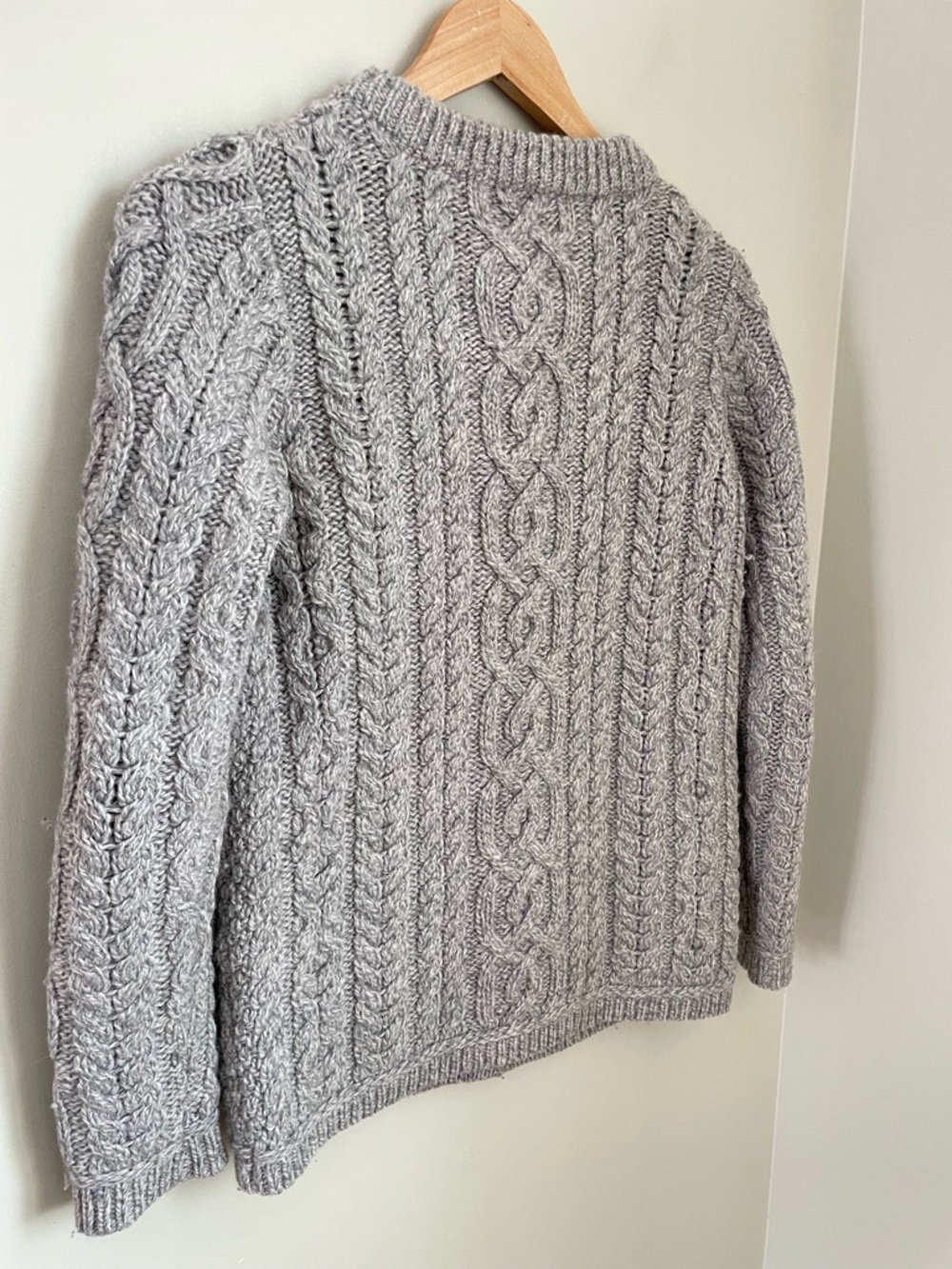 SAOL Ireland Aran 100% Merino Wool Cable Knit Cardigan Size Small Cottagecore - Picture 6 of 11